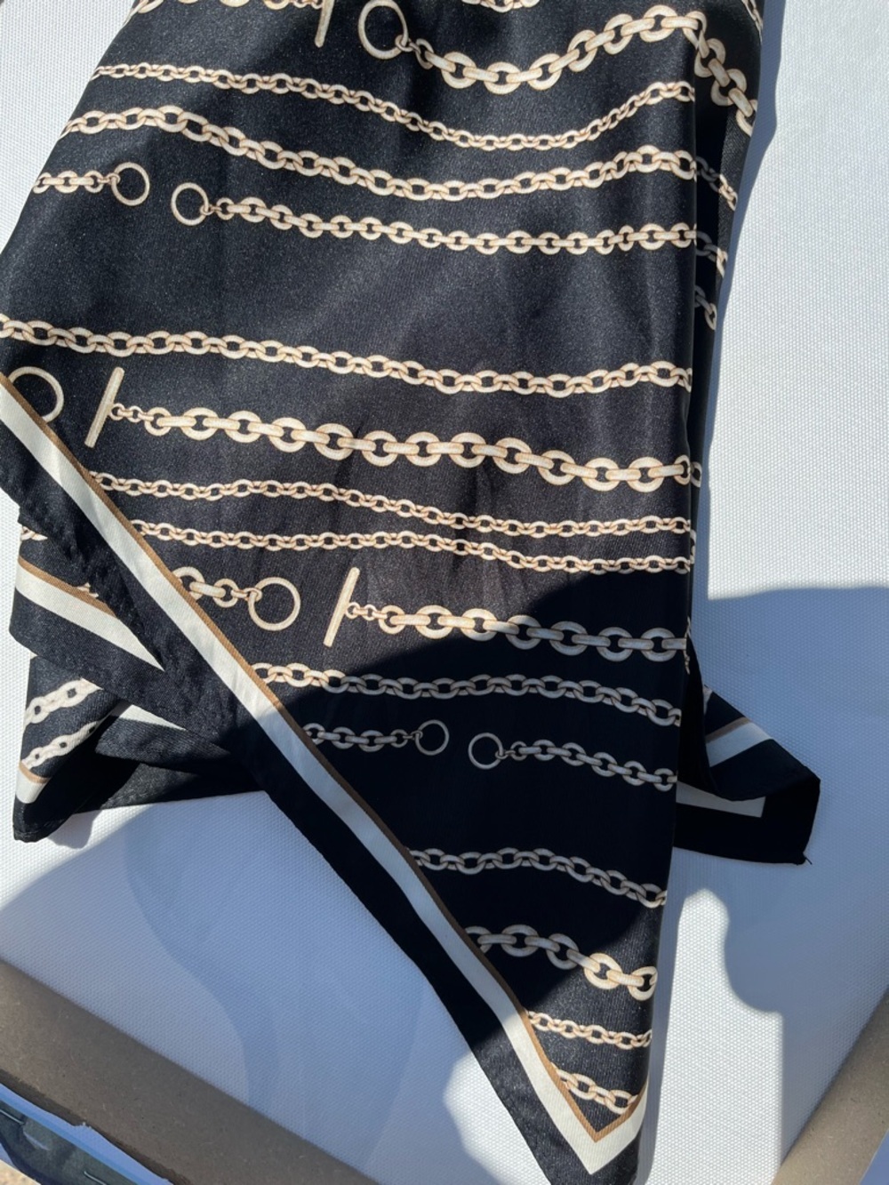 Beautiful Black/Tan Scarf - Picture 3 of 4